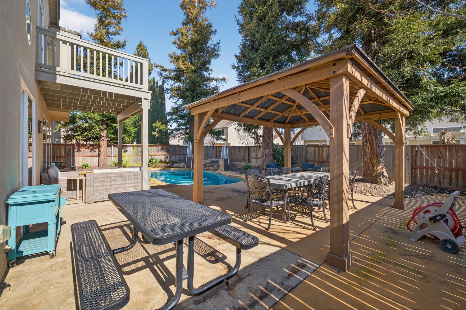 3672 Mammoth Cave Circle