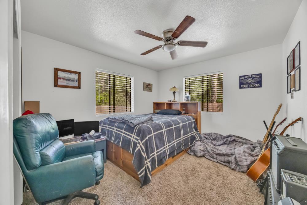 2960 Back Pack Trail