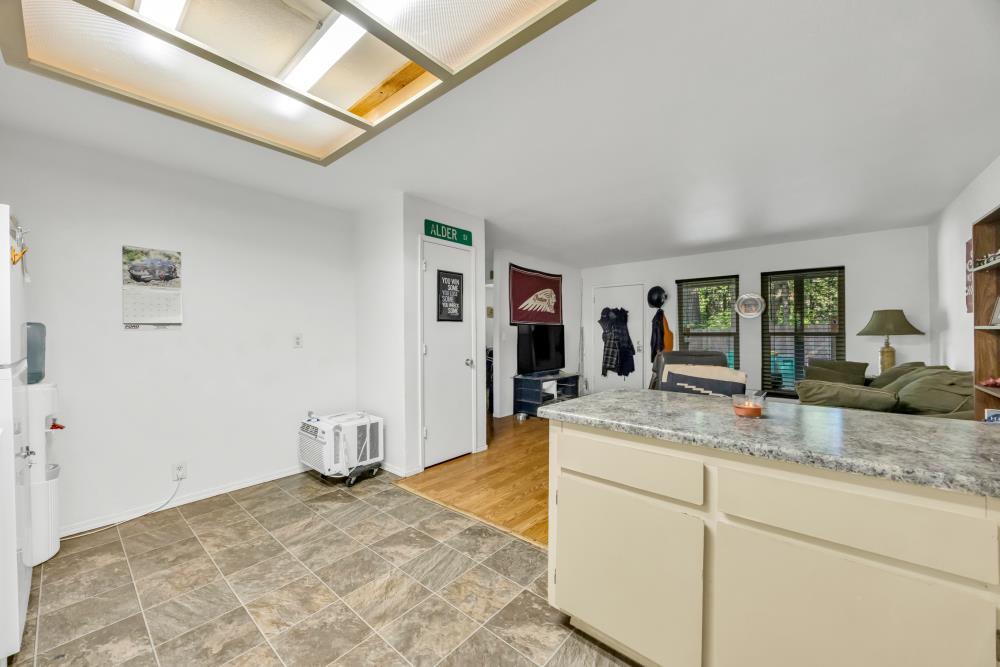 2960 Back Pack Trail