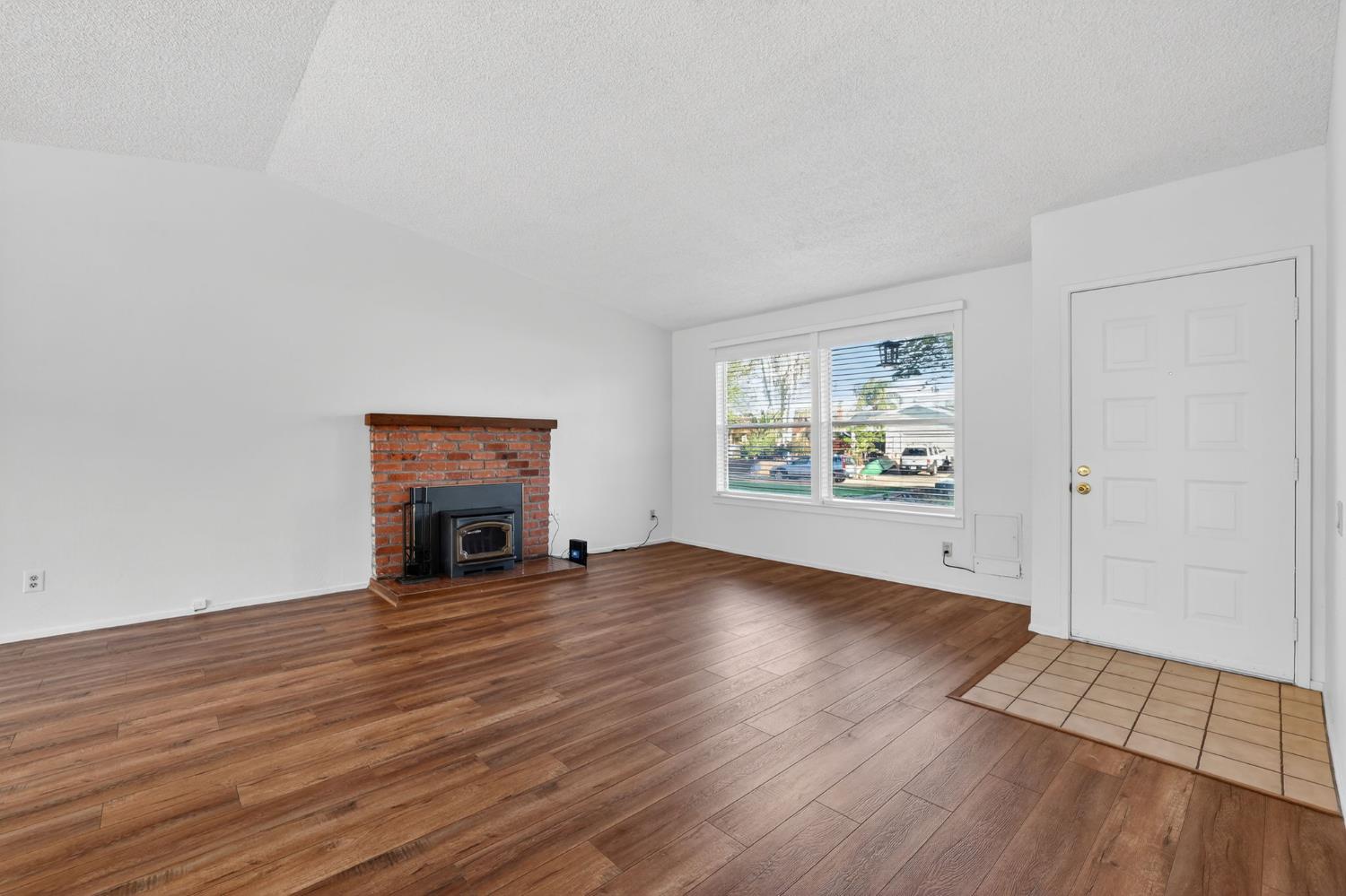 10082 Kern River Court