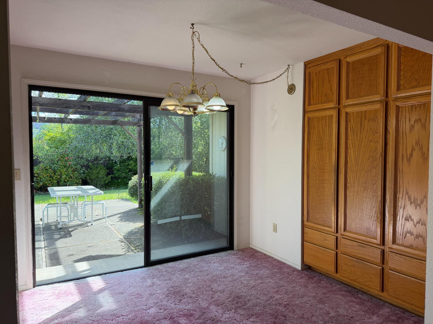 2881 Canterbury Circle
