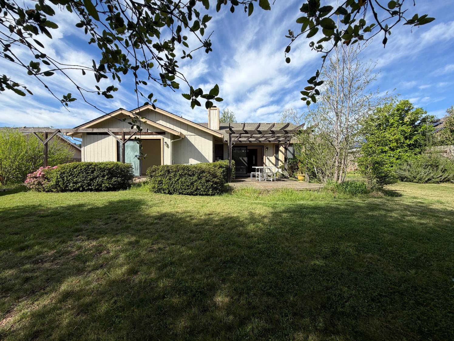 2881 Canterbury Circle