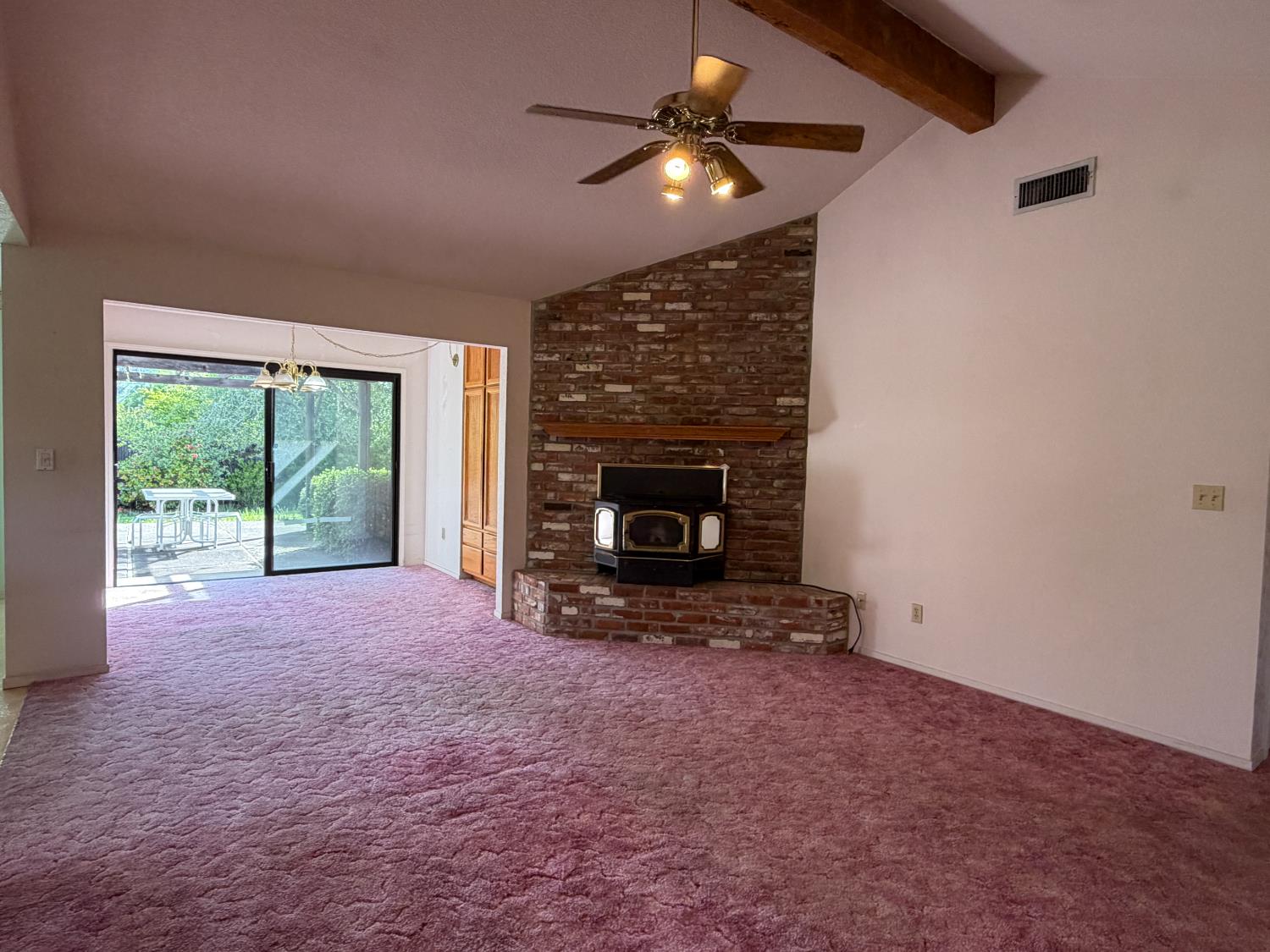 2881 Canterbury Circle