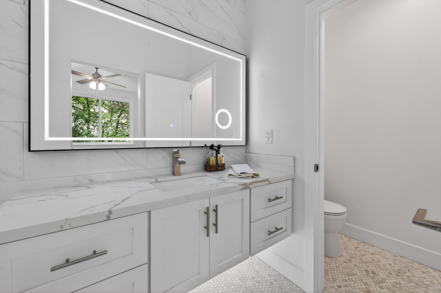 4860 Questa Mirada Court