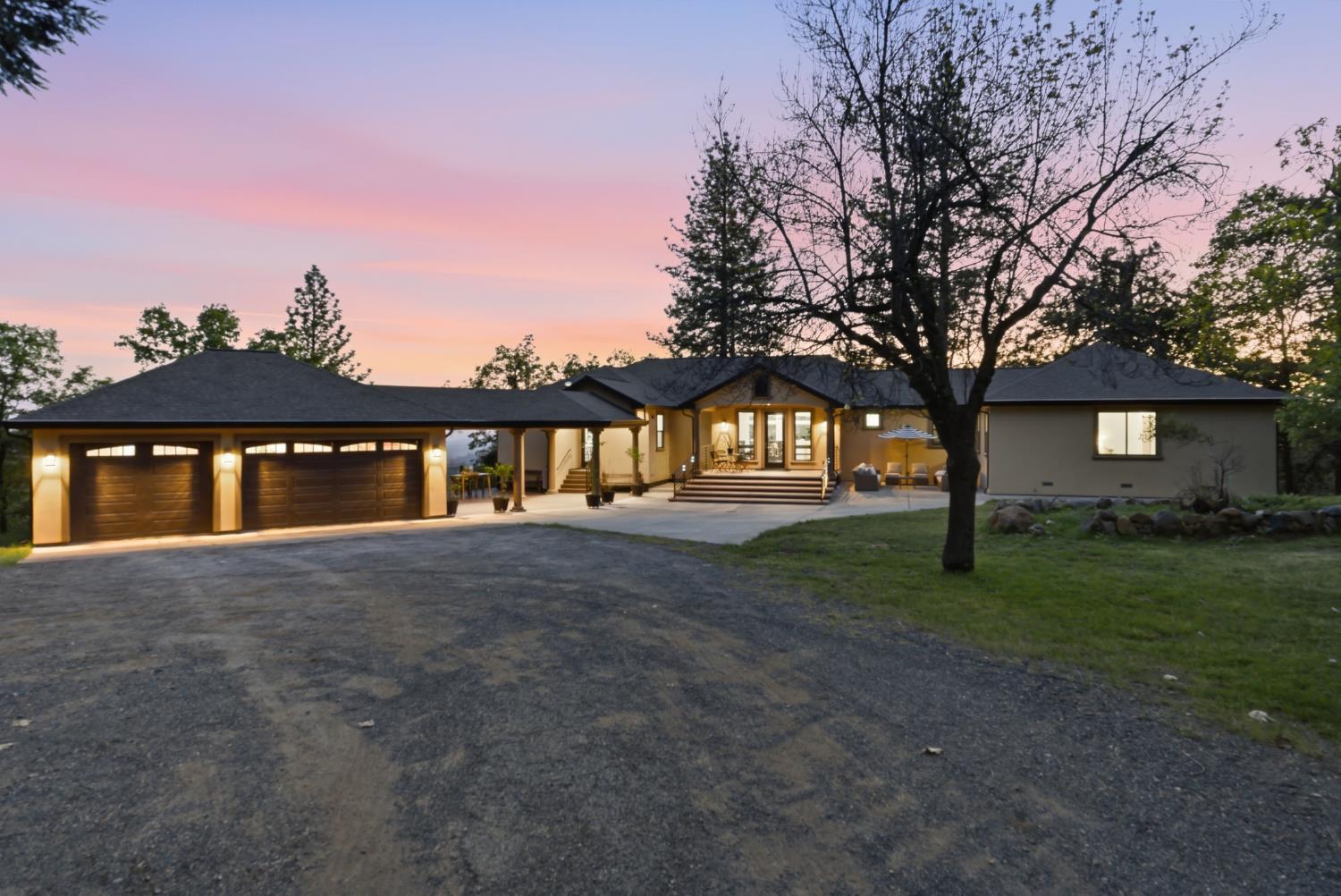 4860 Questa Mirada Court