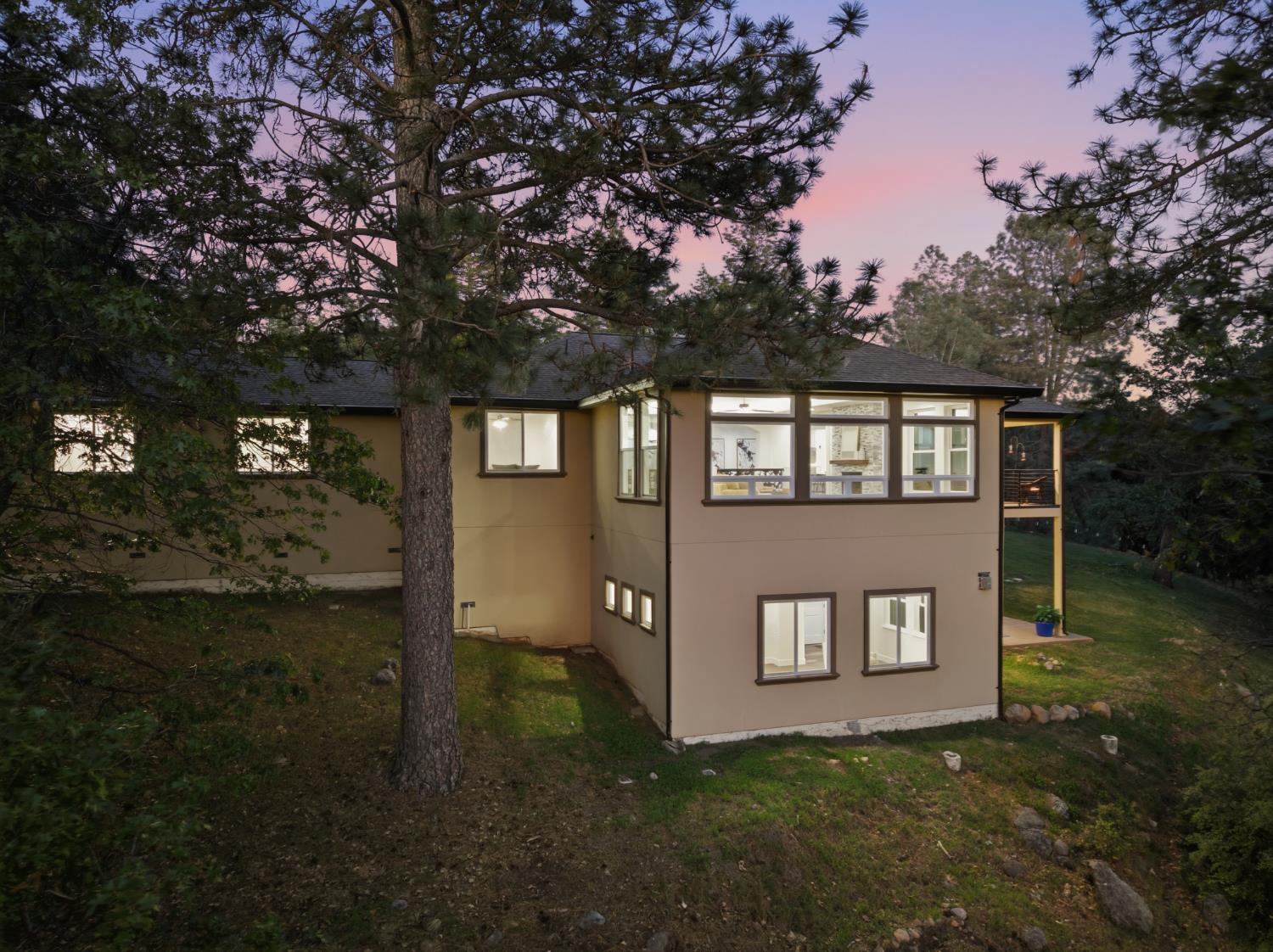 4860 Questa Mirada Court