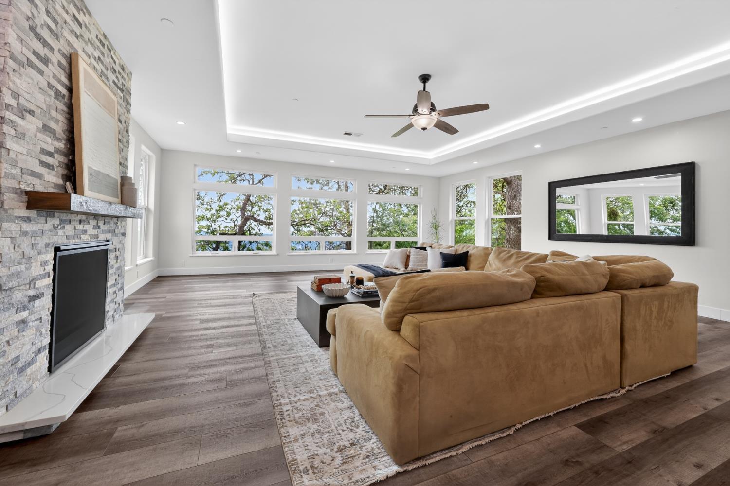 4860 Questa Mirada Court