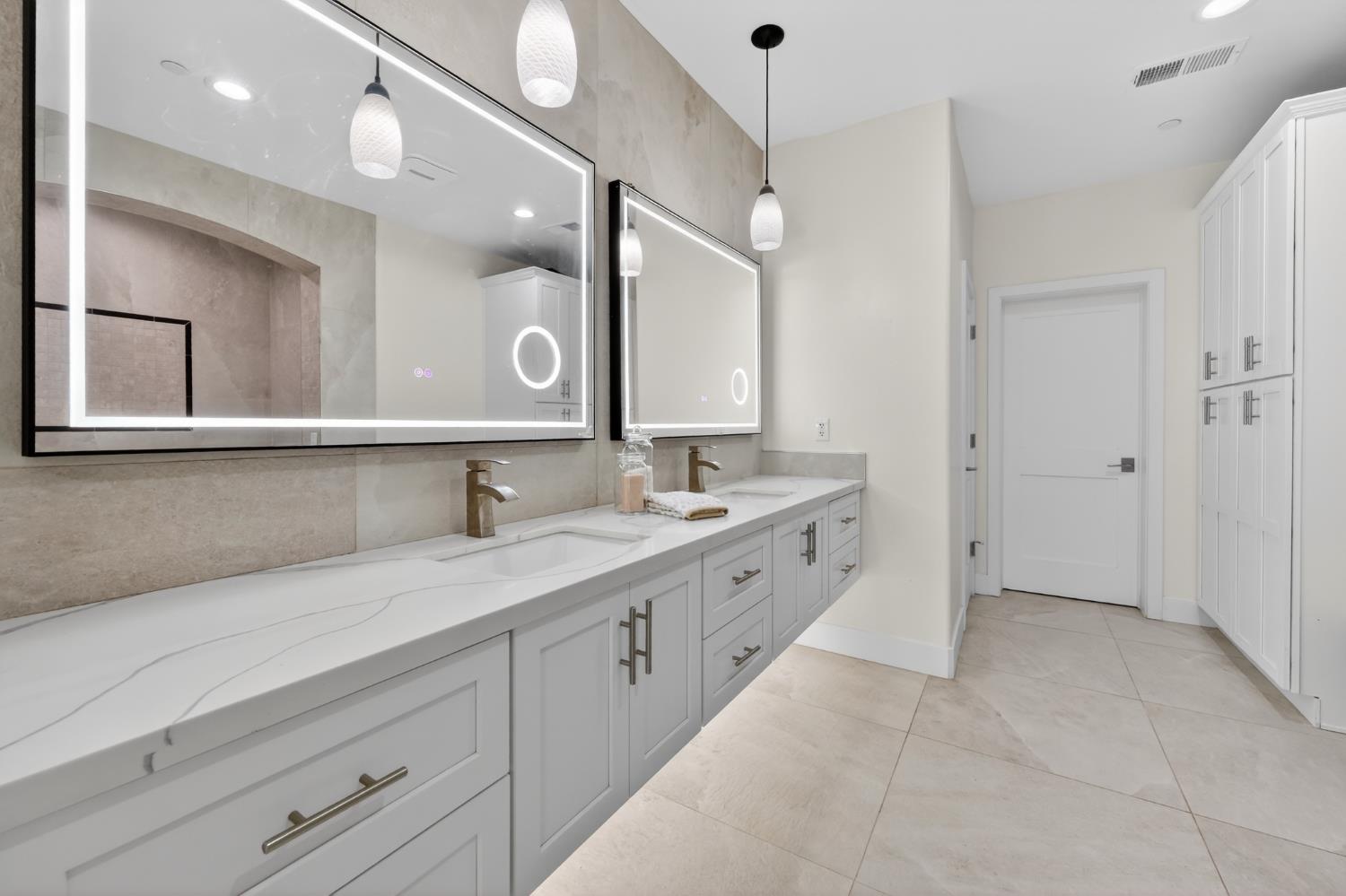 4860 Questa Mirada Court