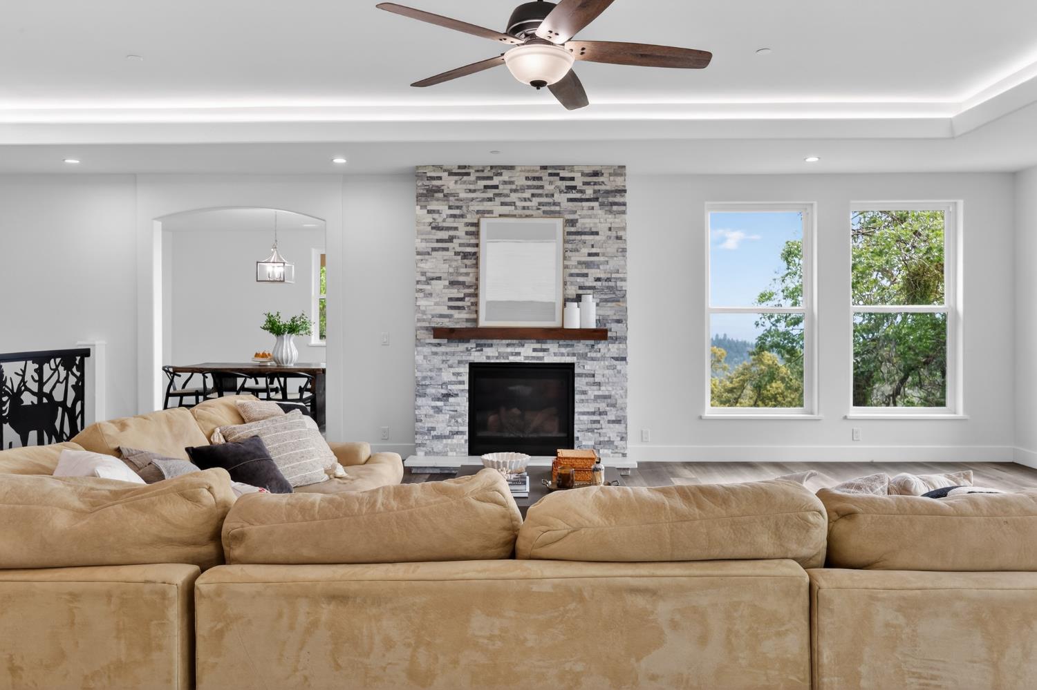 4860 Questa Mirada Court