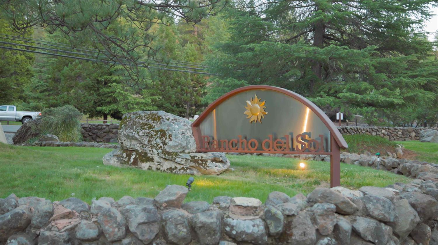 4860 Questa Mirada Court