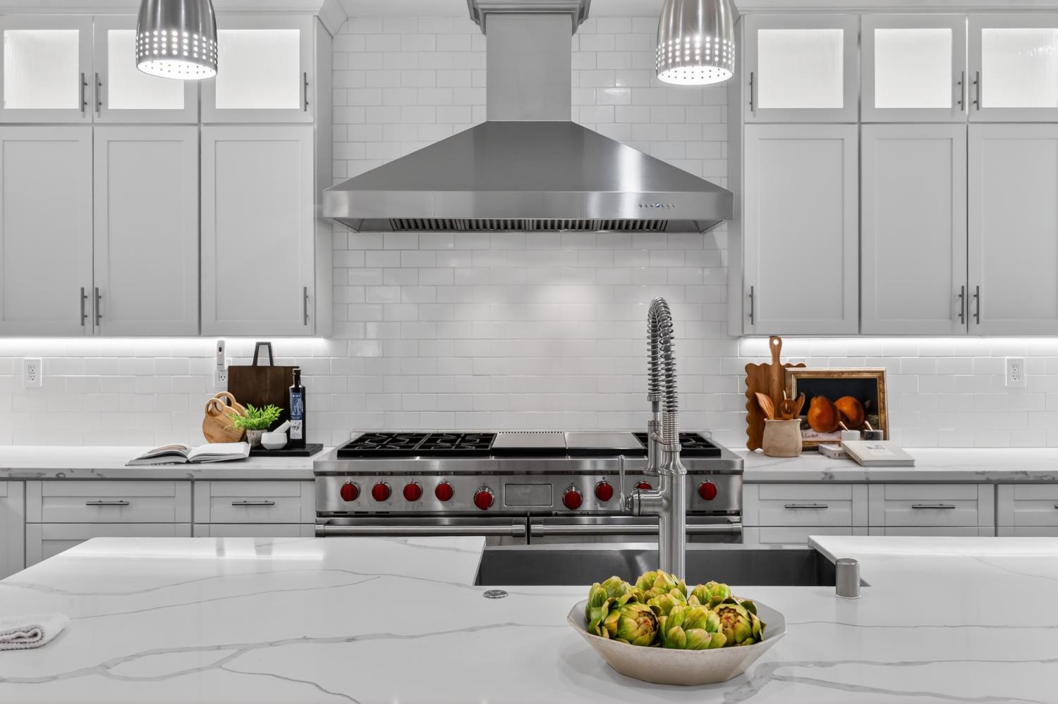 4860 Questa Mirada Court