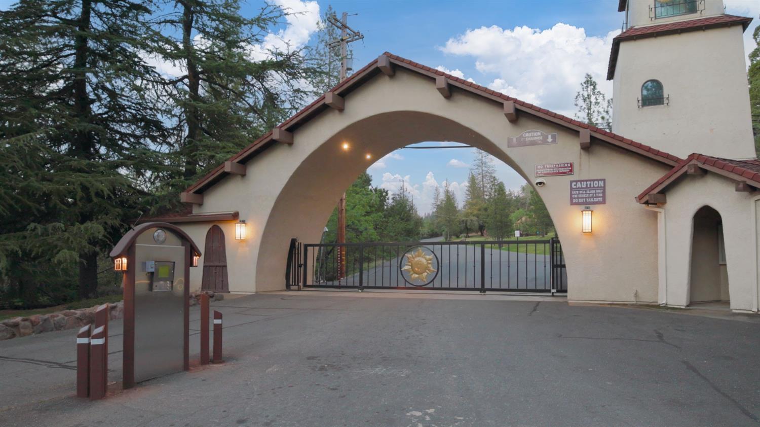 4860 Questa Mirada Court