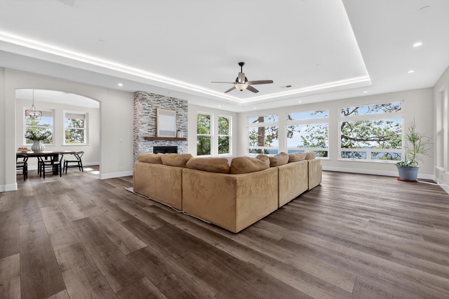 4860 Questa Mirada Court