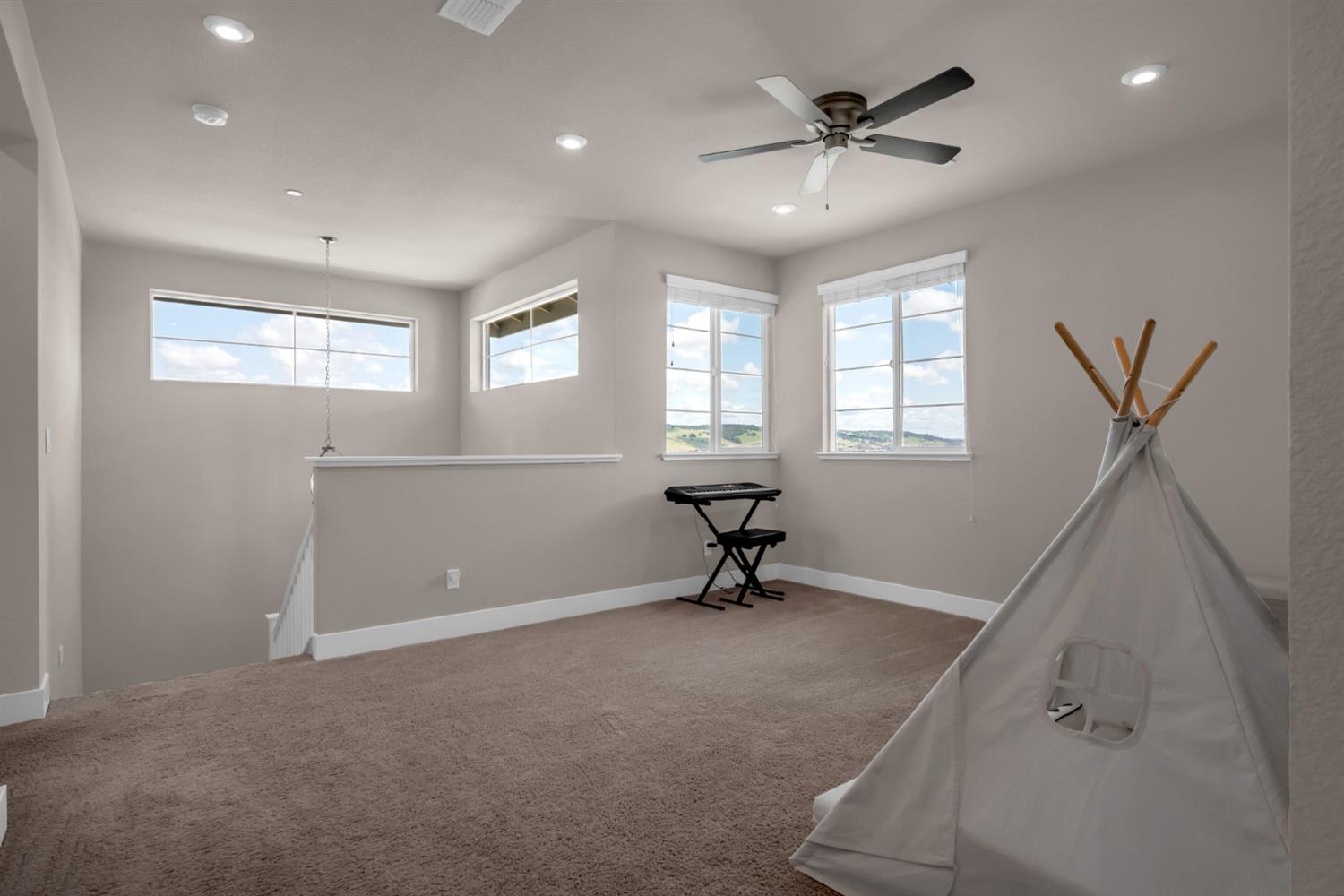 1318 Seneca Circle
