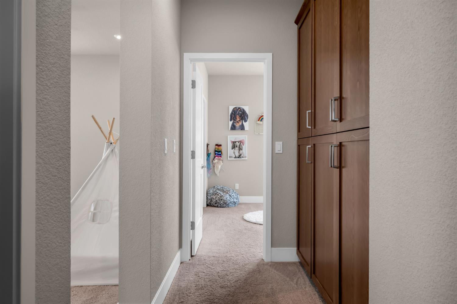 1318 Seneca Circle
