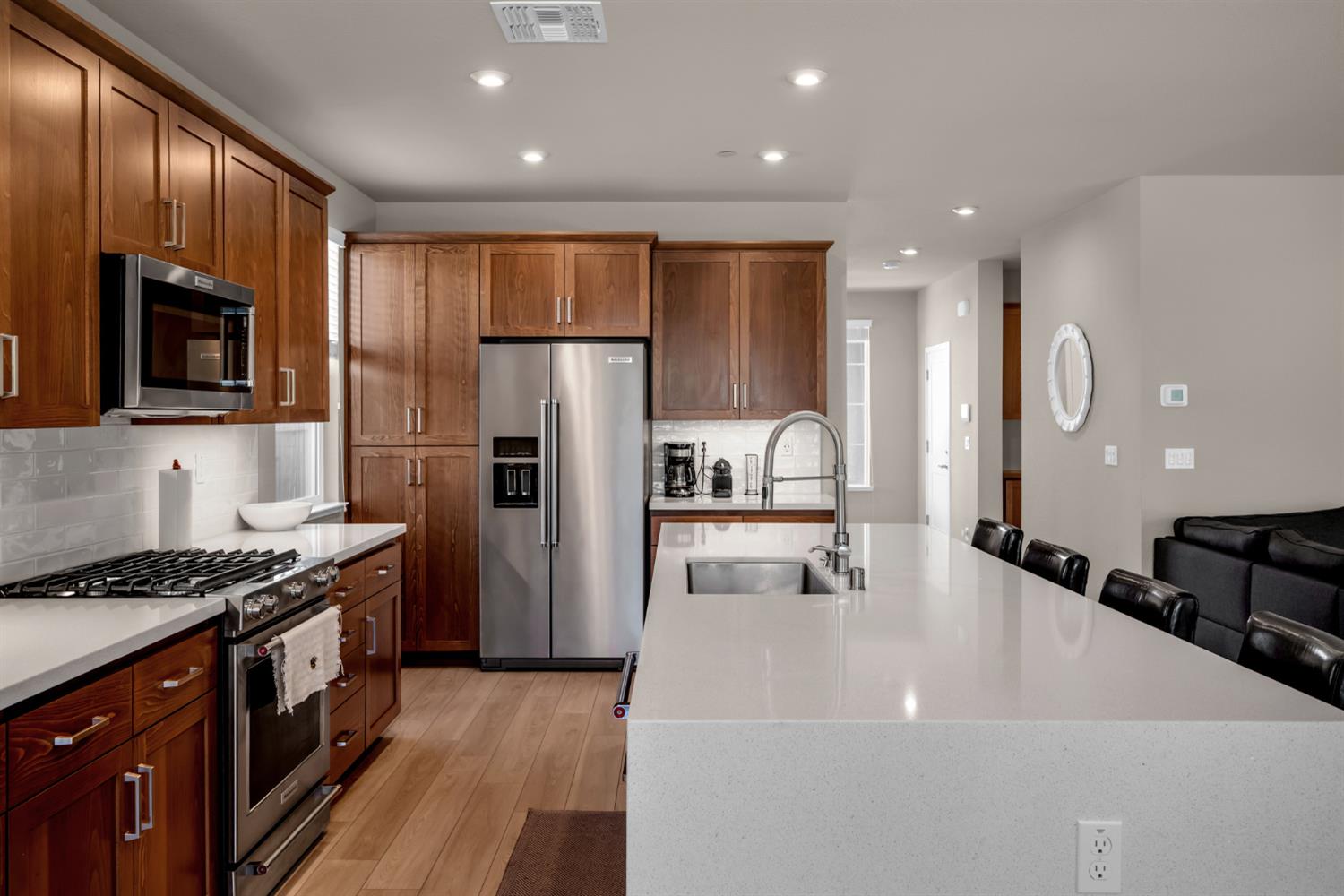 1318 Seneca Circle
