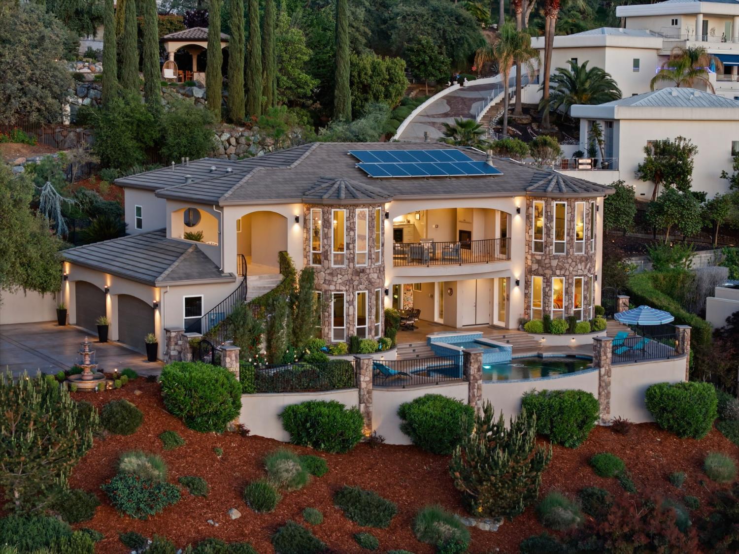 2129 Outrigger Drive