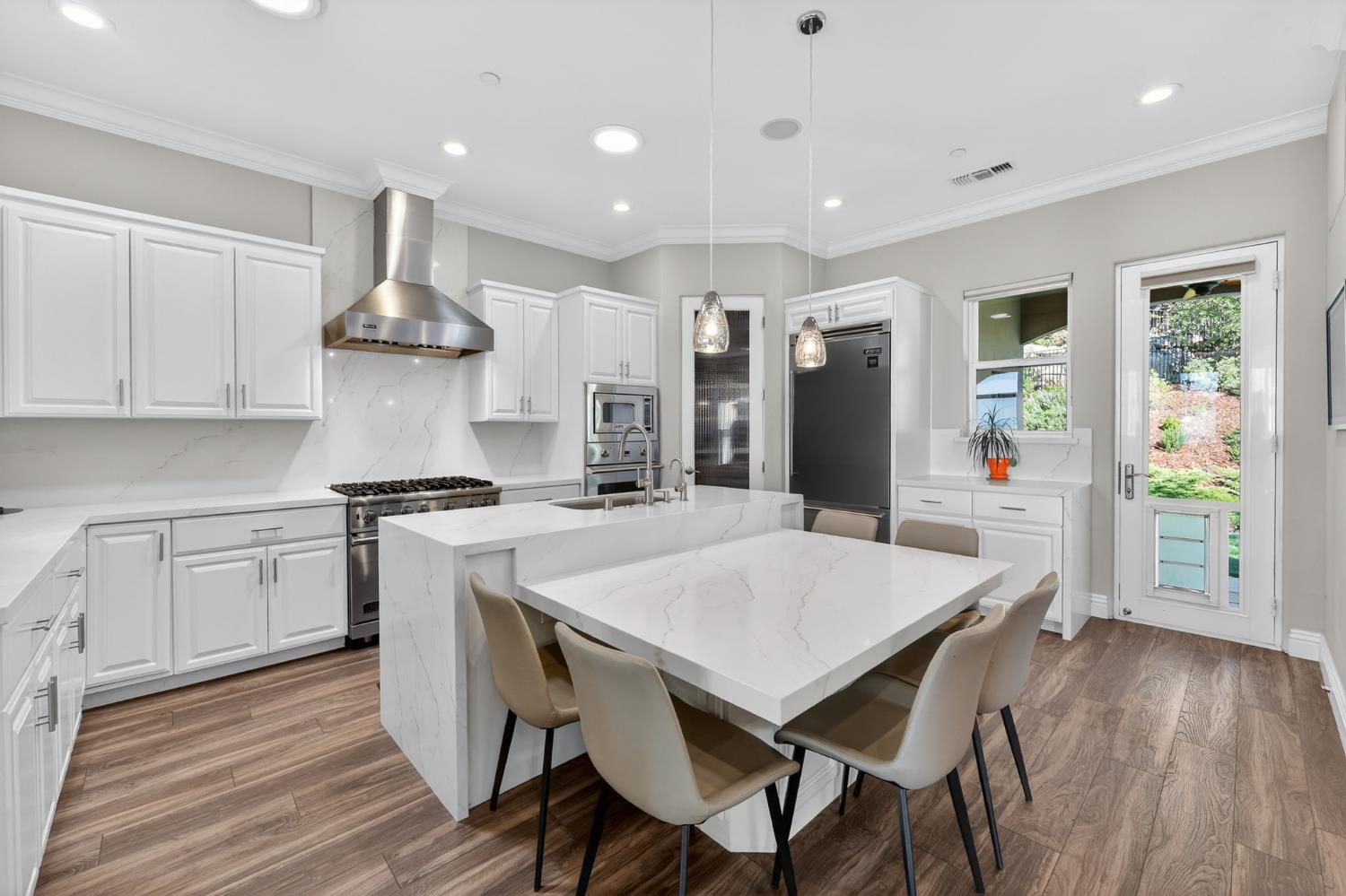 2129 Outrigger Drive