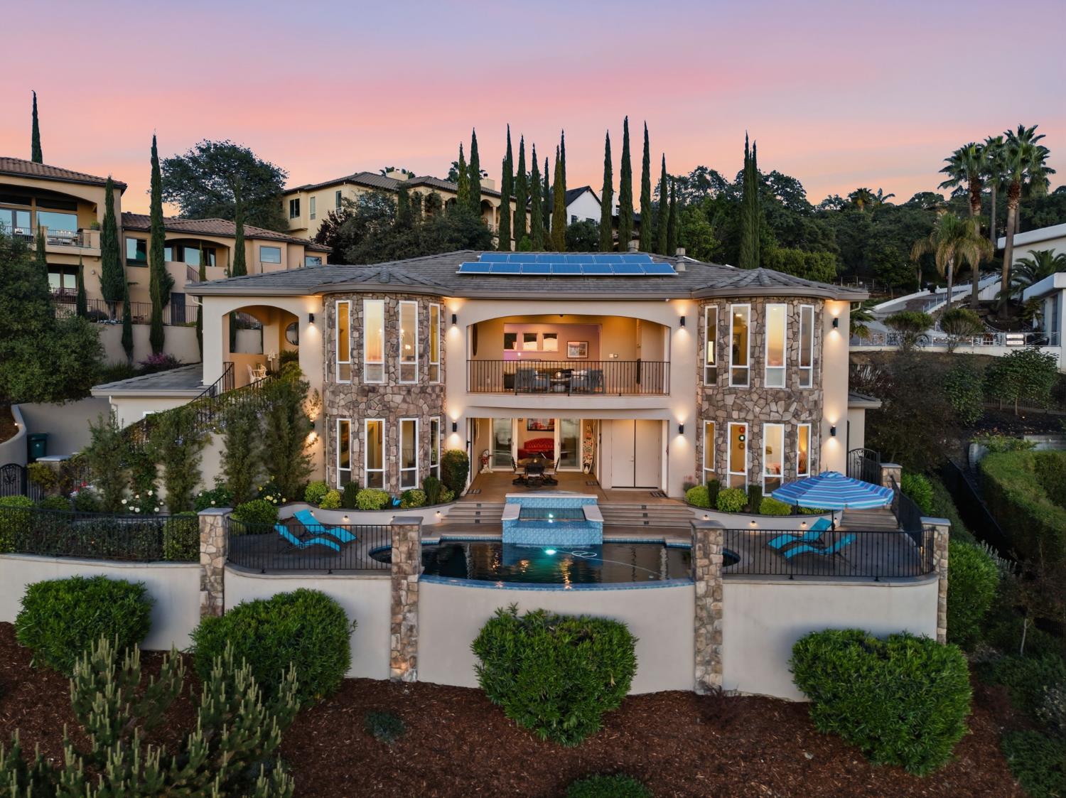 2129 Outrigger Drive