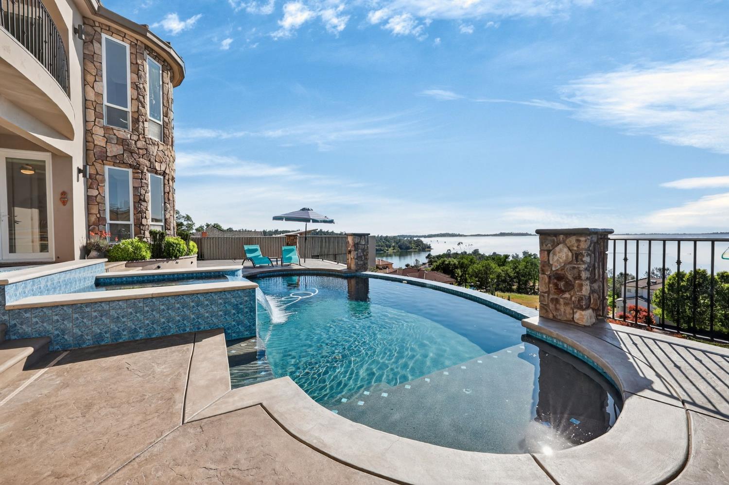 2129 Outrigger Drive