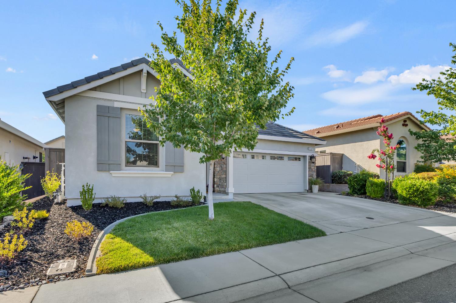 3147 Golden Trail Street
