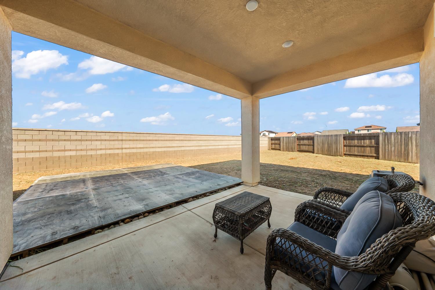 4385 Hawkfinch Circle