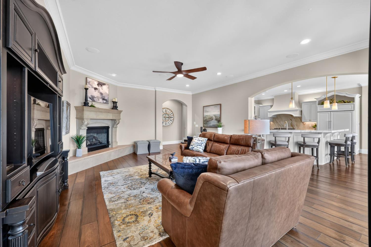 1734 Lake Vista Way
