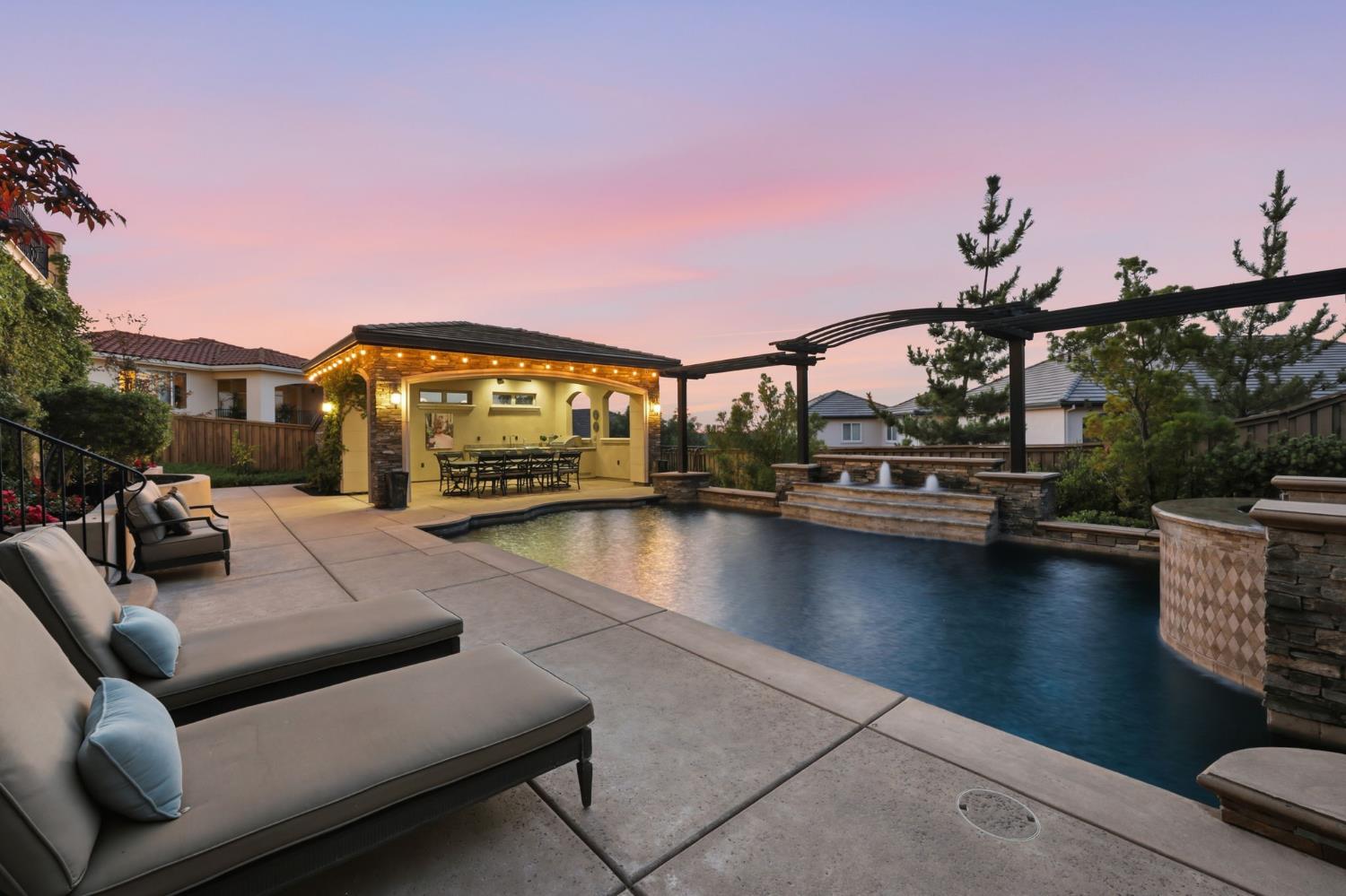 1734 Lake Vista Way