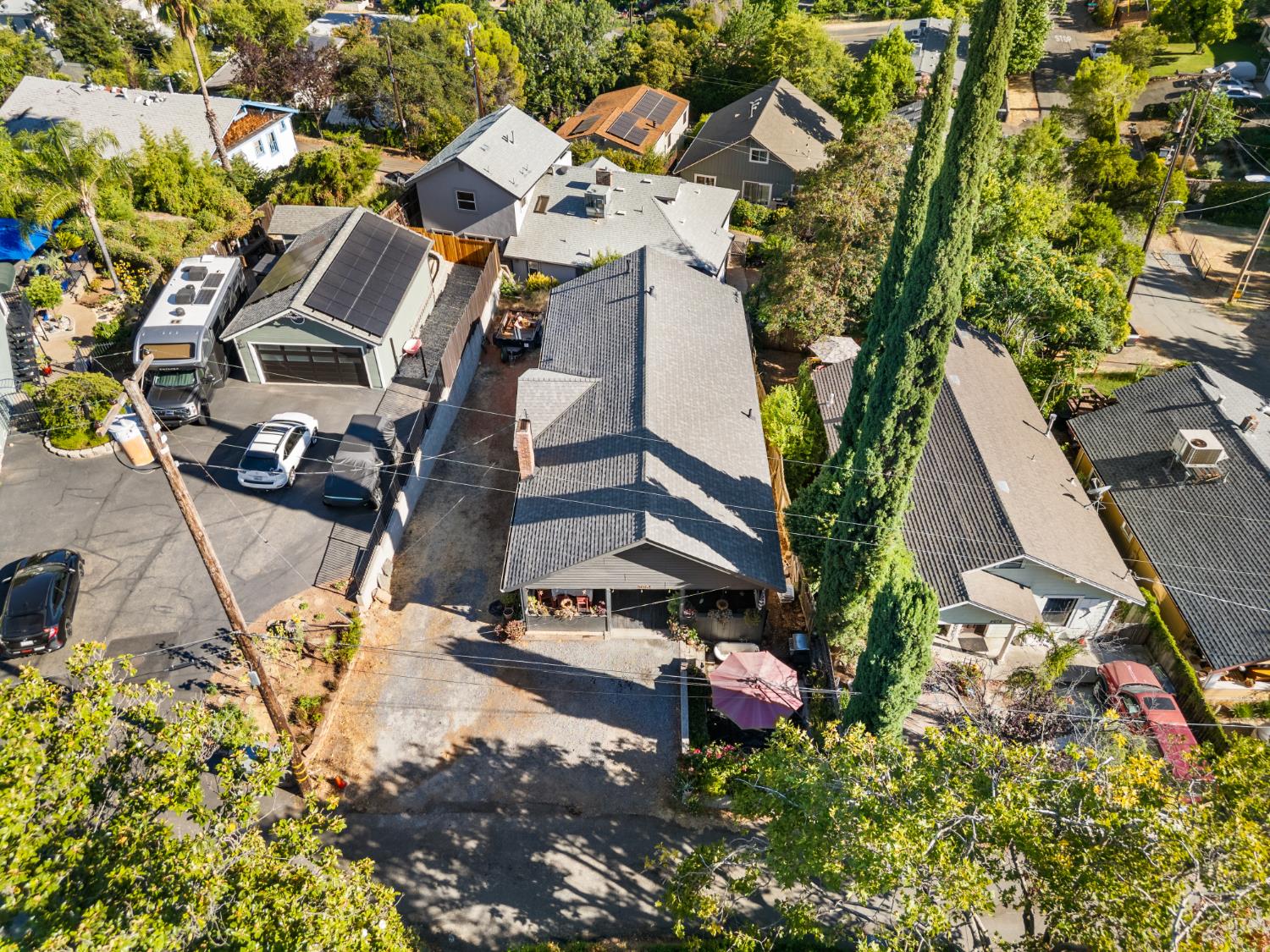 9084 Howell Lane