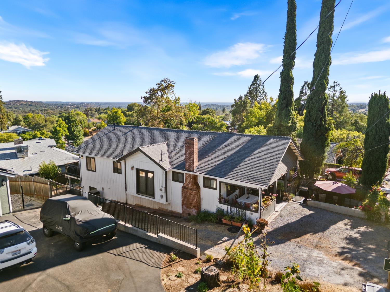 9084 Howell Lane