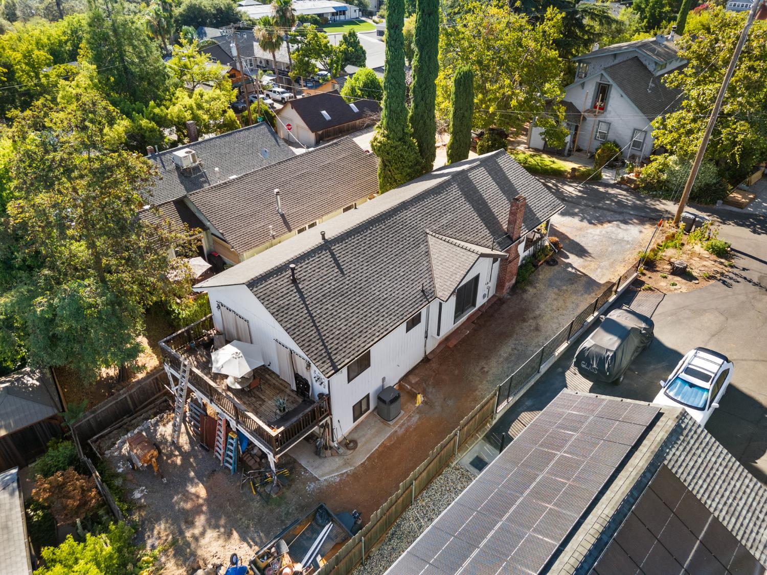 9084 Howell Lane