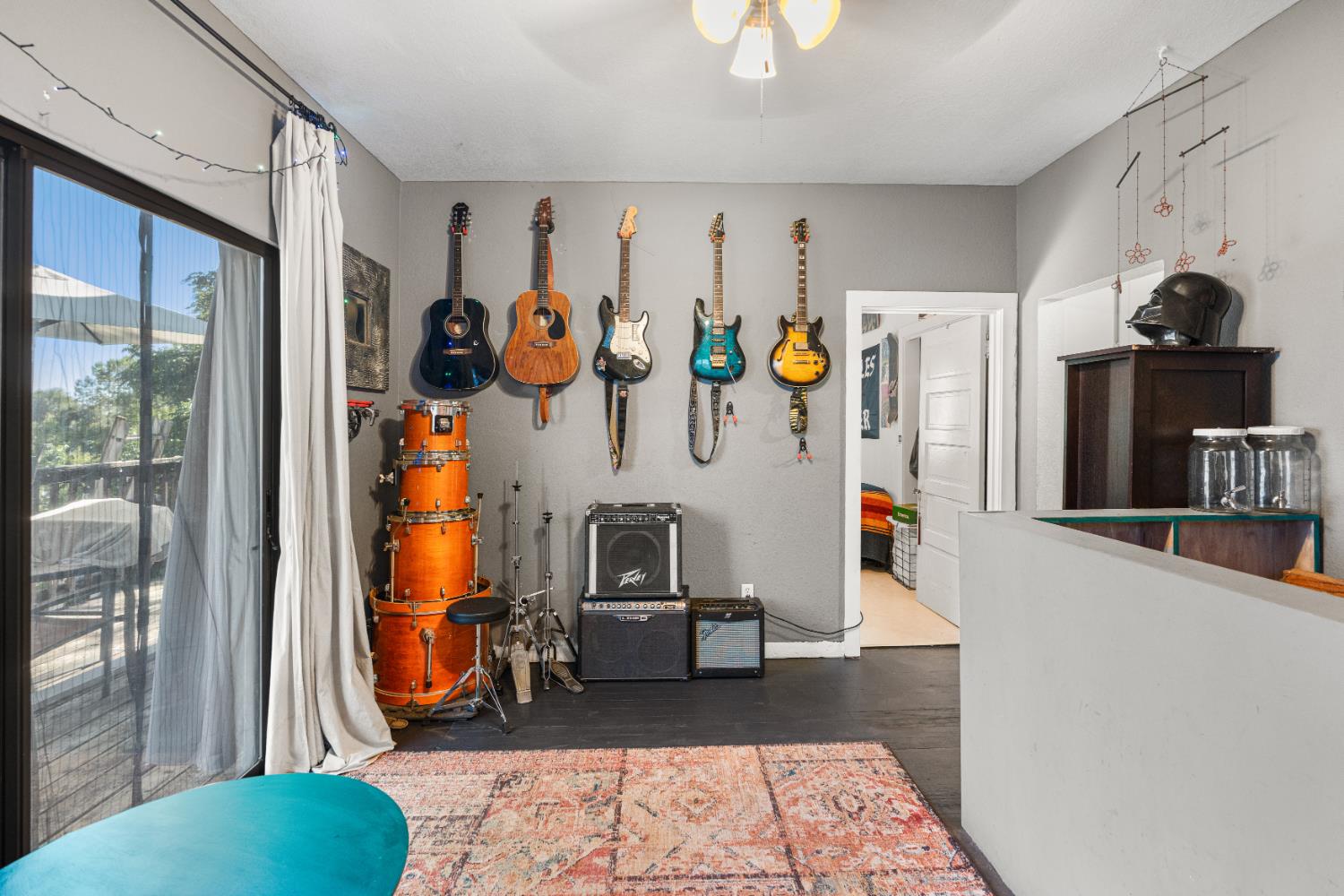 9084 Howell Lane