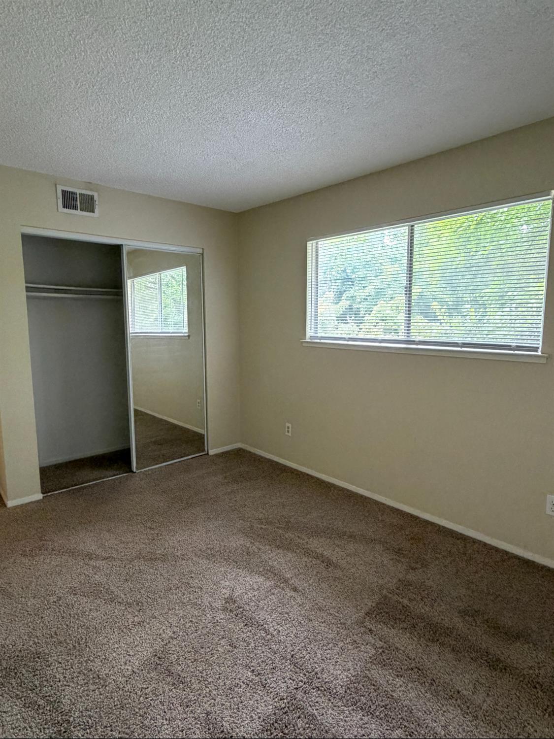 4711 Hayford Way 4