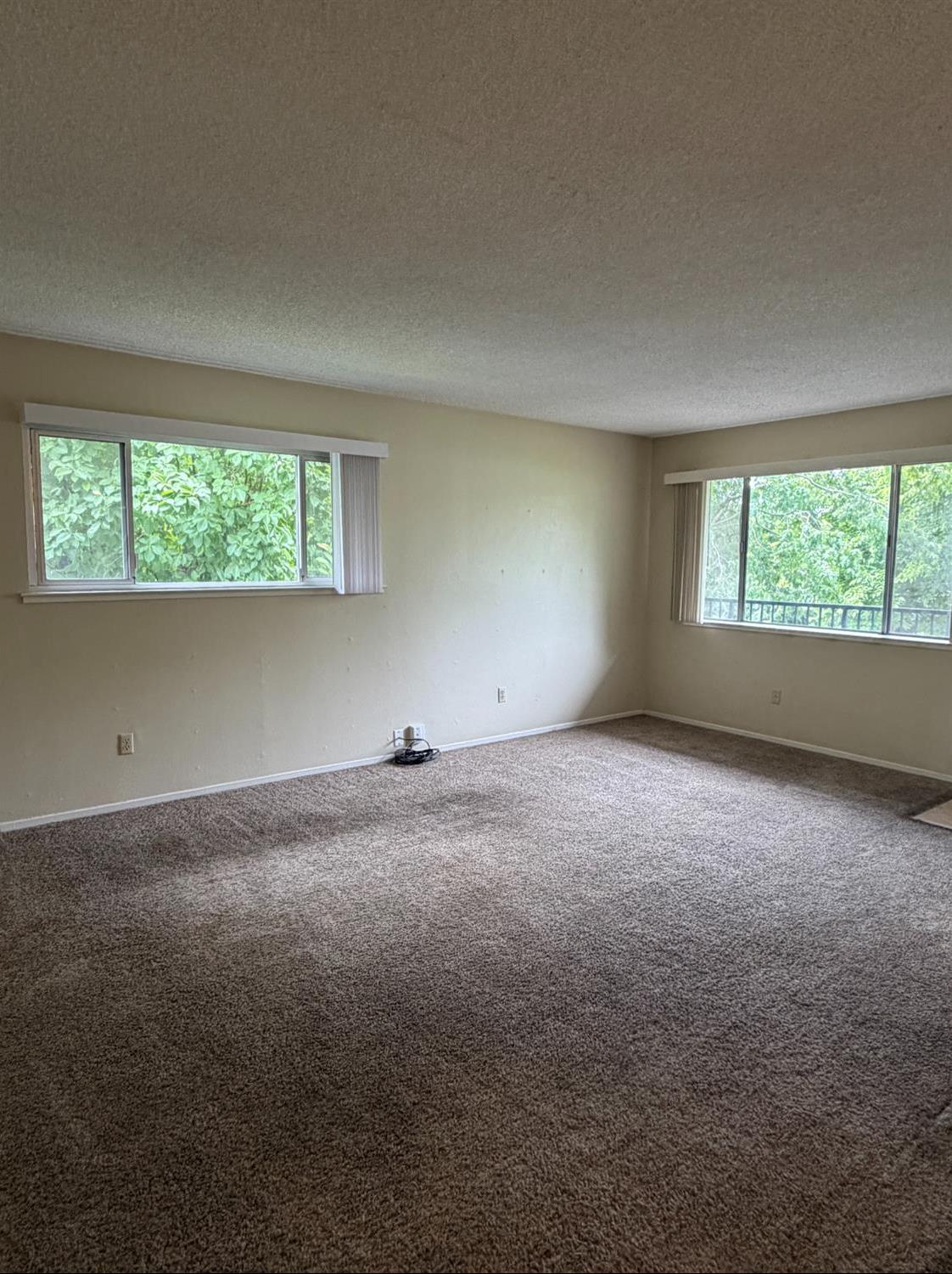 4711 Hayford Way 4