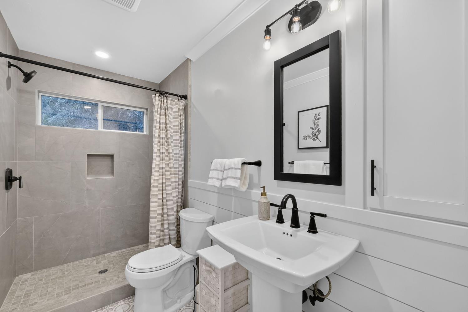 2601 Deer Brush Lane