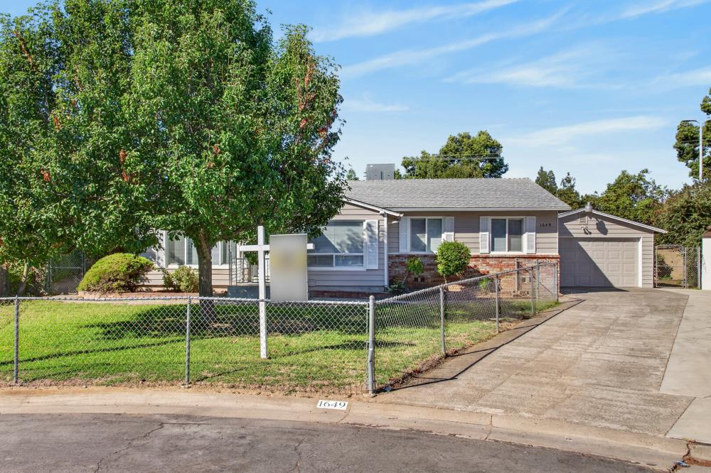 1649 Robin Hood Court Sacramento CA