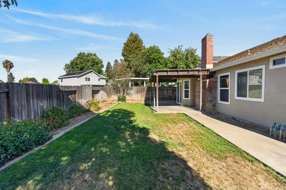 9055 Grouse Meadow Drive