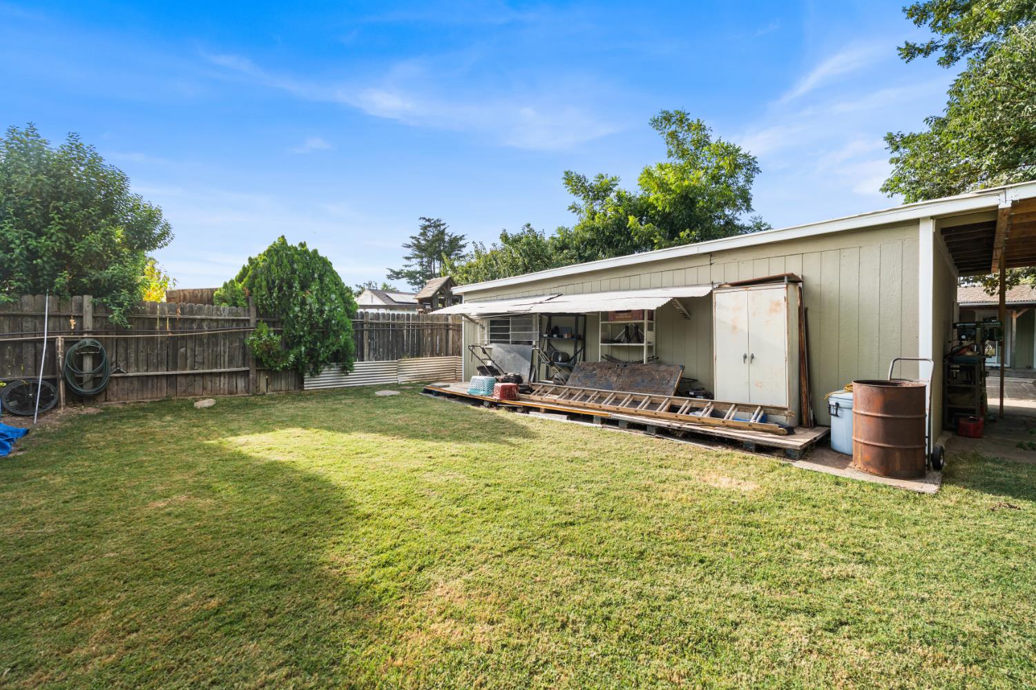 4904 E Harvest Road
