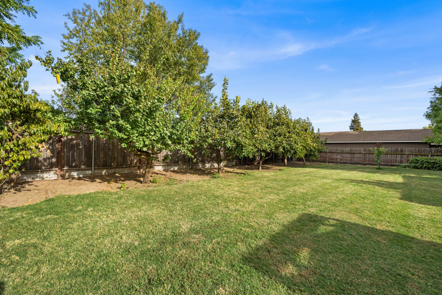 4904 E Harvest Road