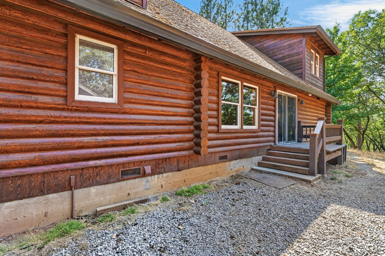 4040 Mount Rushnomore Road