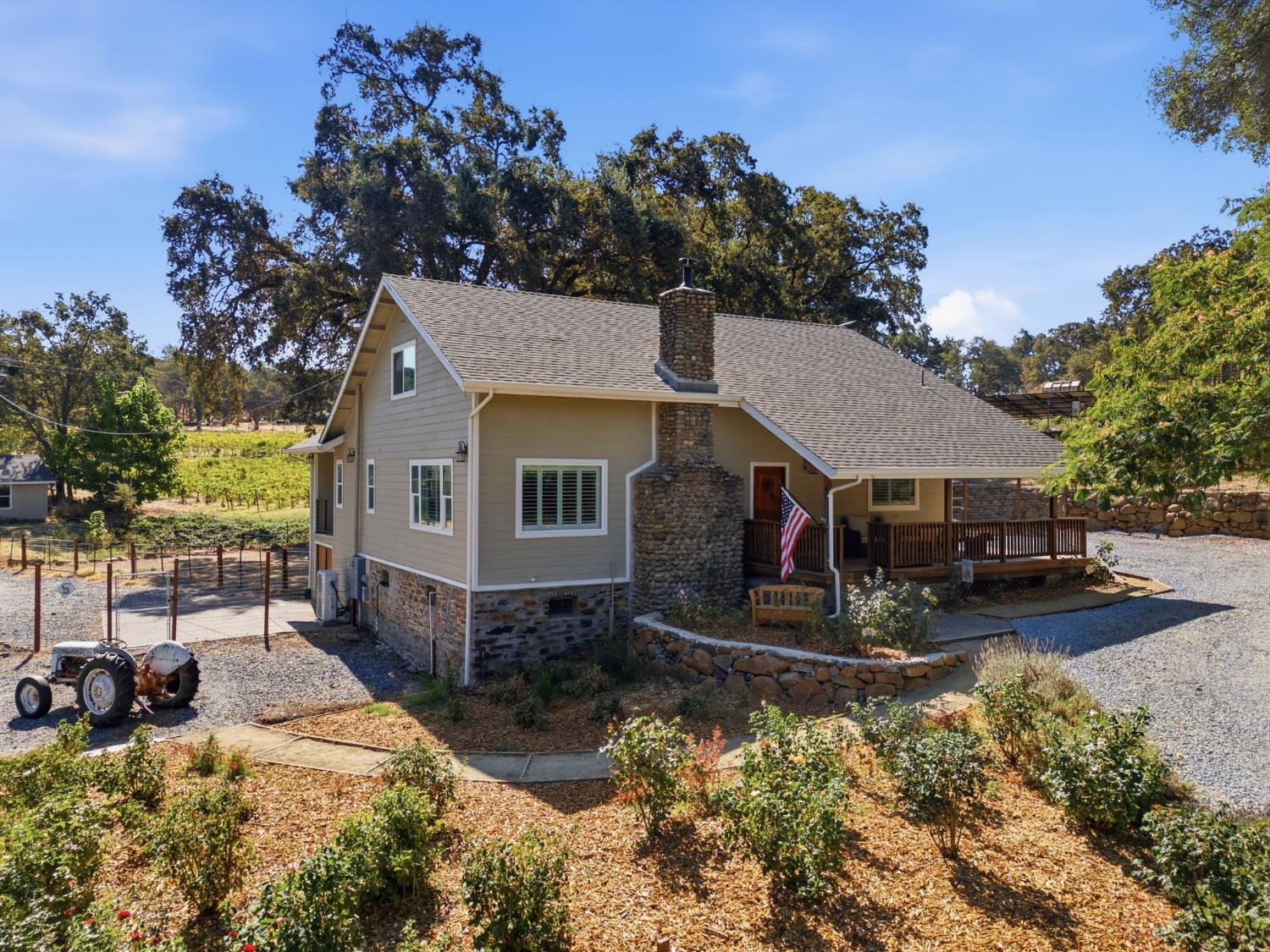 2402 Deer Valley Road