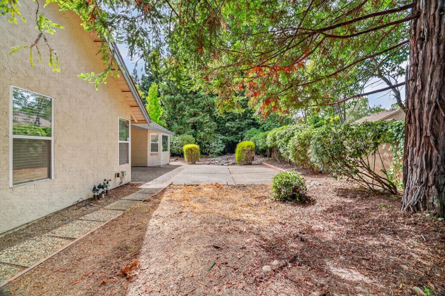 11445 Secrettown Court