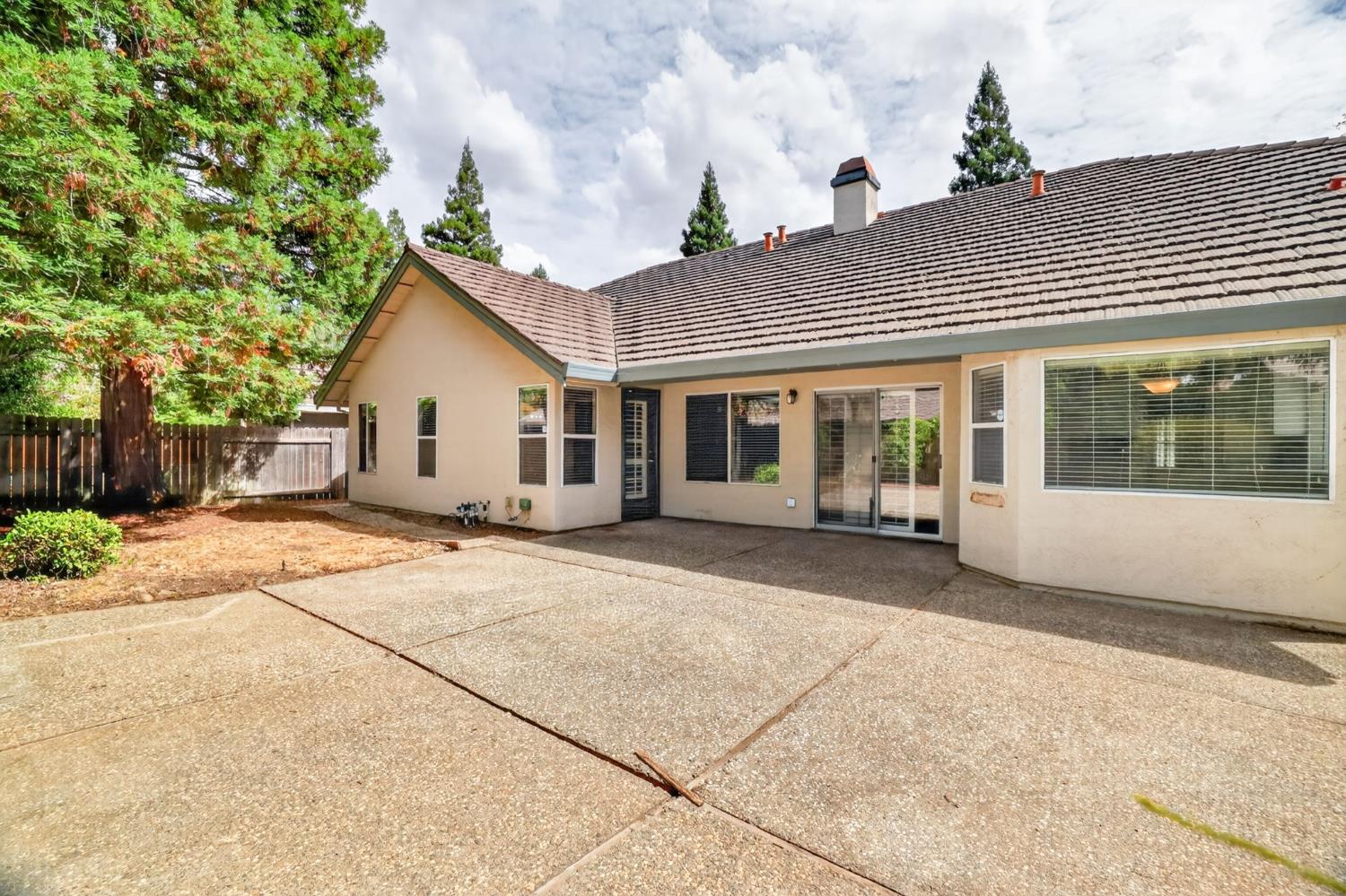 11445 Secrettown Court
