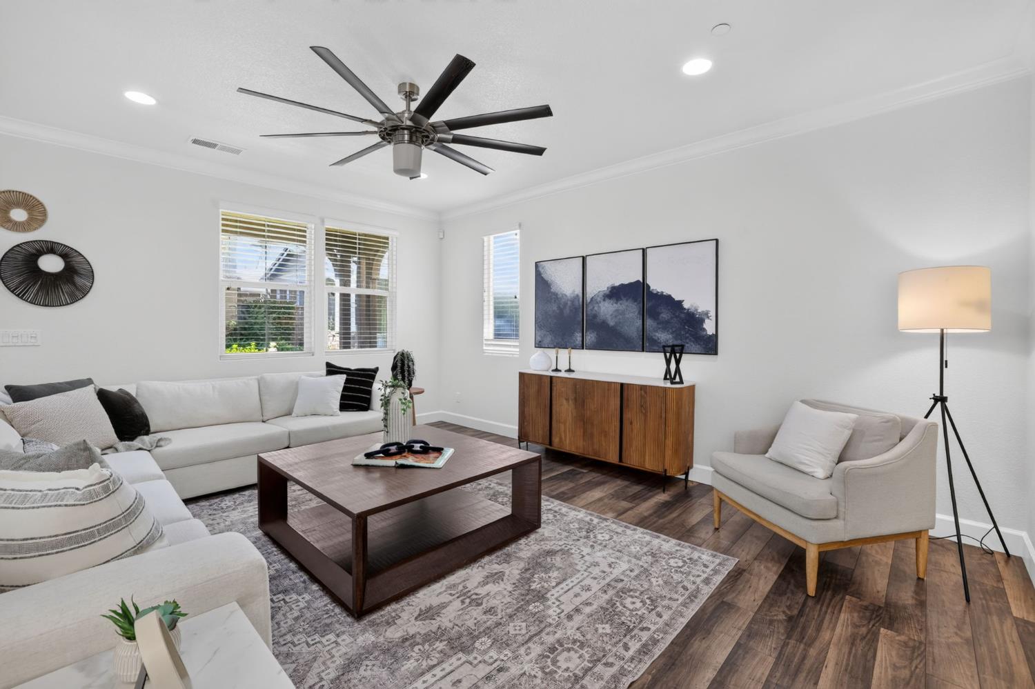 1589 Bonanza Lane
