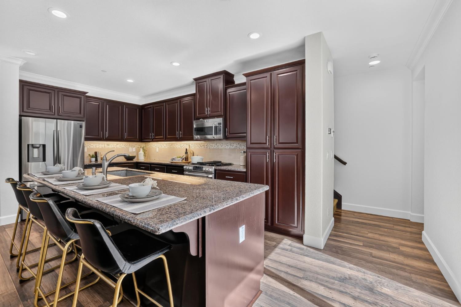 1589 Bonanza Lane