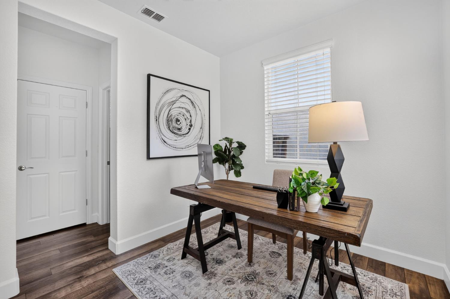 1589 Bonanza Lane