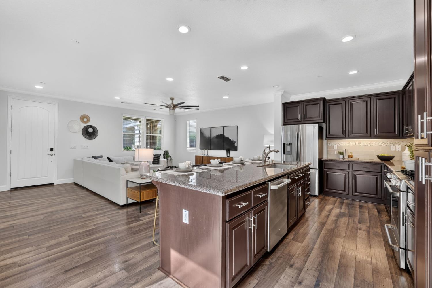 1589 Bonanza Lane