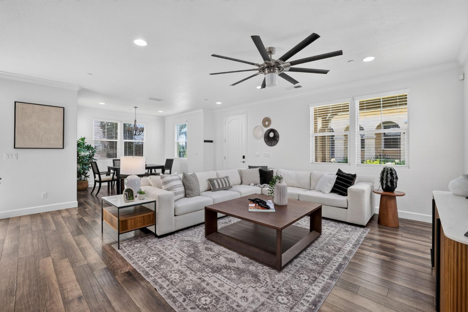 1589 Bonanza Lane