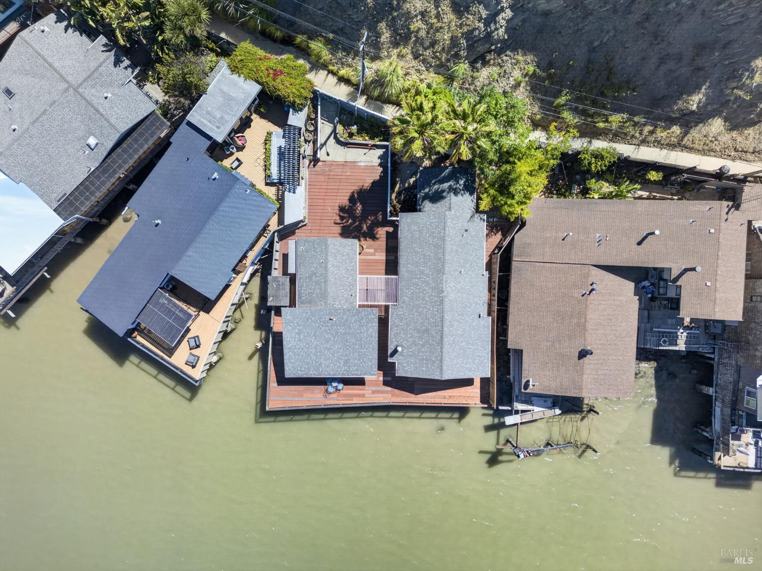 34 Sandy Beach Road