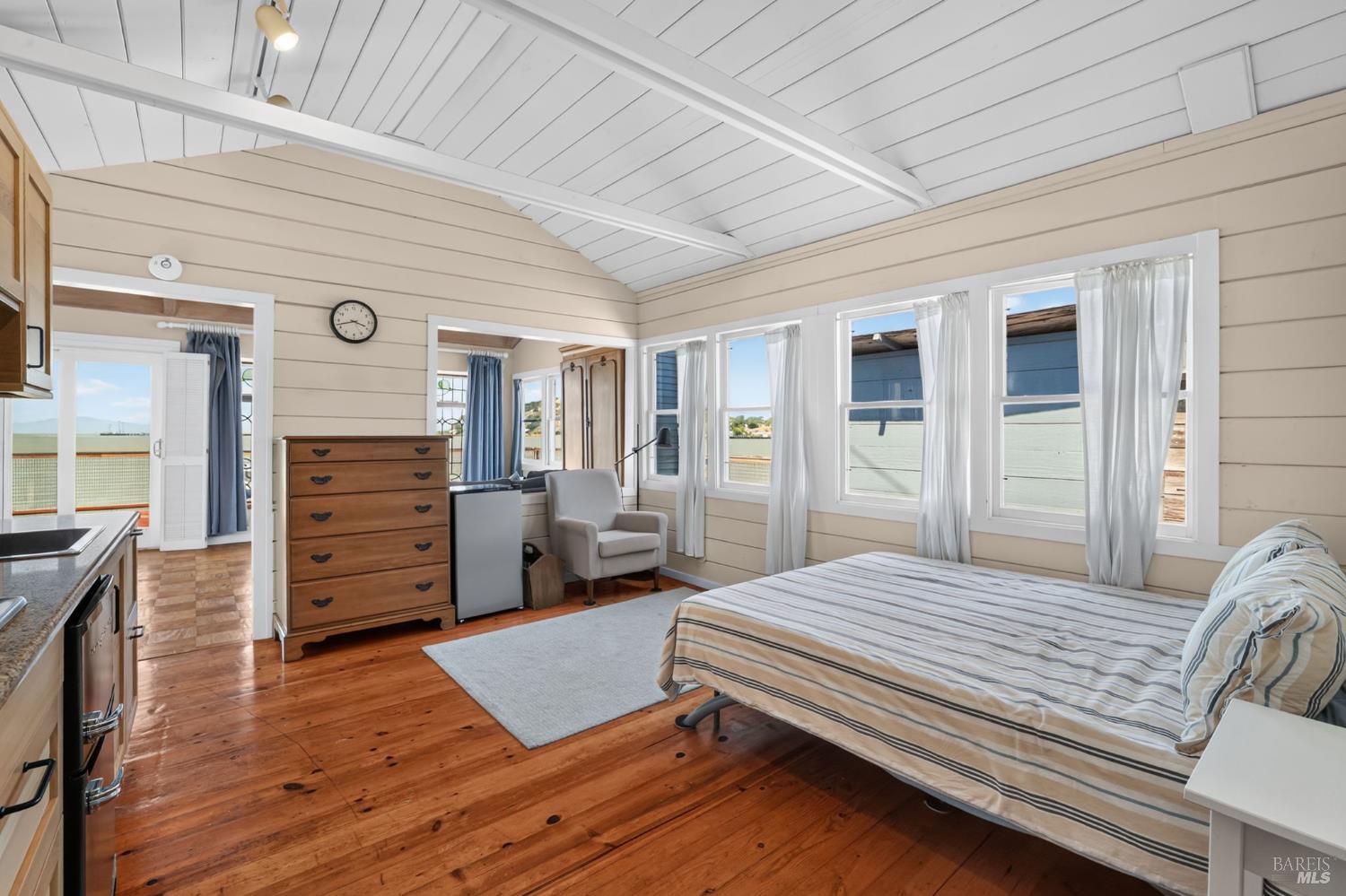34 Sandy Beach Road